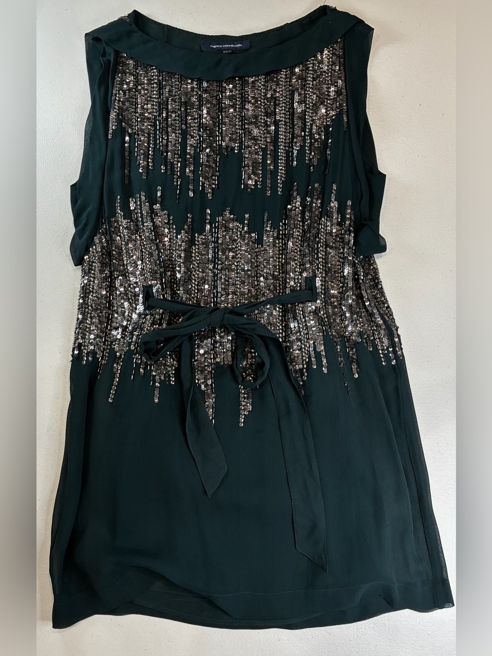 Women’s French Connection Green Sequin Dress - size 8 - Picture 7 of 16